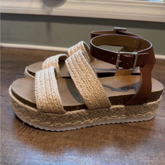 NOT FOR SALE - Picture 3 of 11